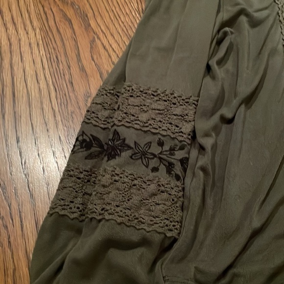 Coco+Jaimeson S green long sleeve blouse - Picture 4 of 12